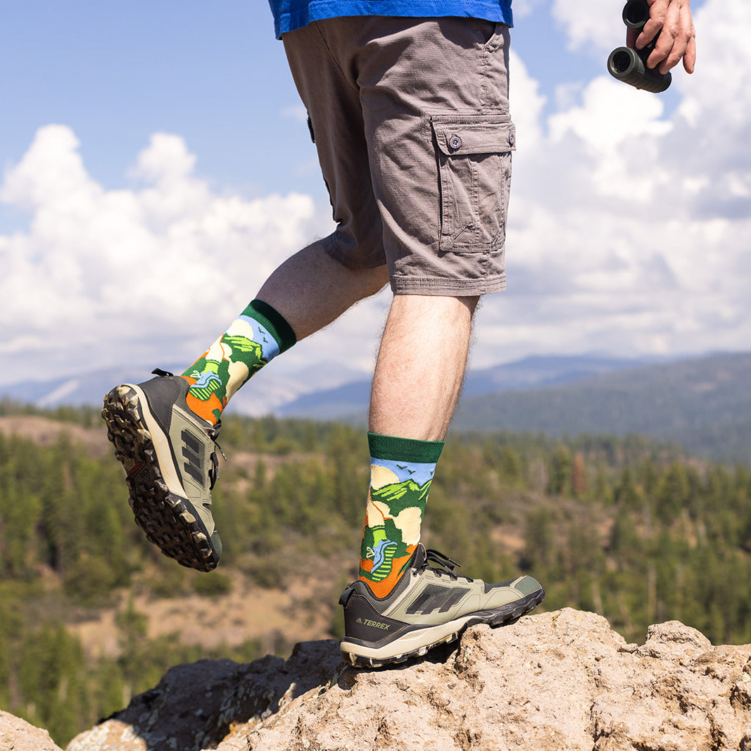Rise and Climb (Green) Socks
