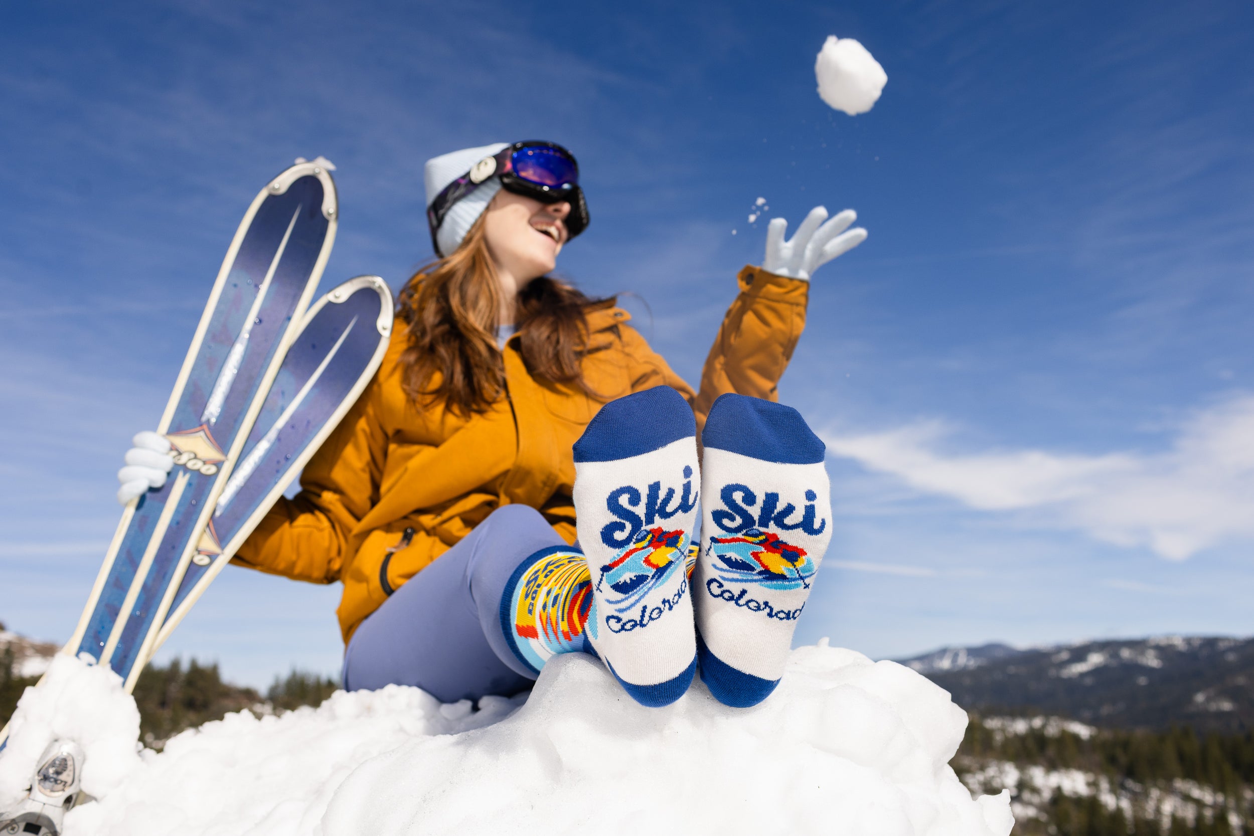 Lavley Ski Colorado Socks - Fun CO Souvenier Gift for Skiers