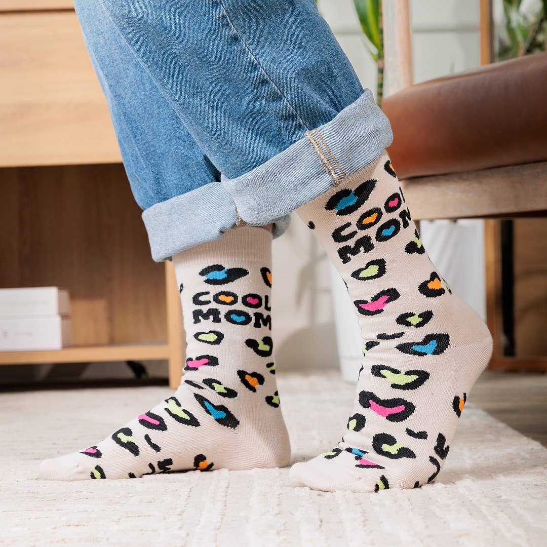 Cool Mom Socks with Cute Colorful Leopard Print Design