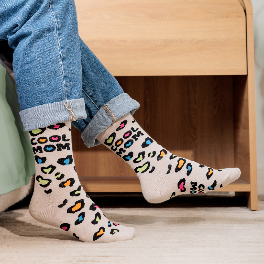 Cool Mom Socks with Cute Colorful Leopard Print Design