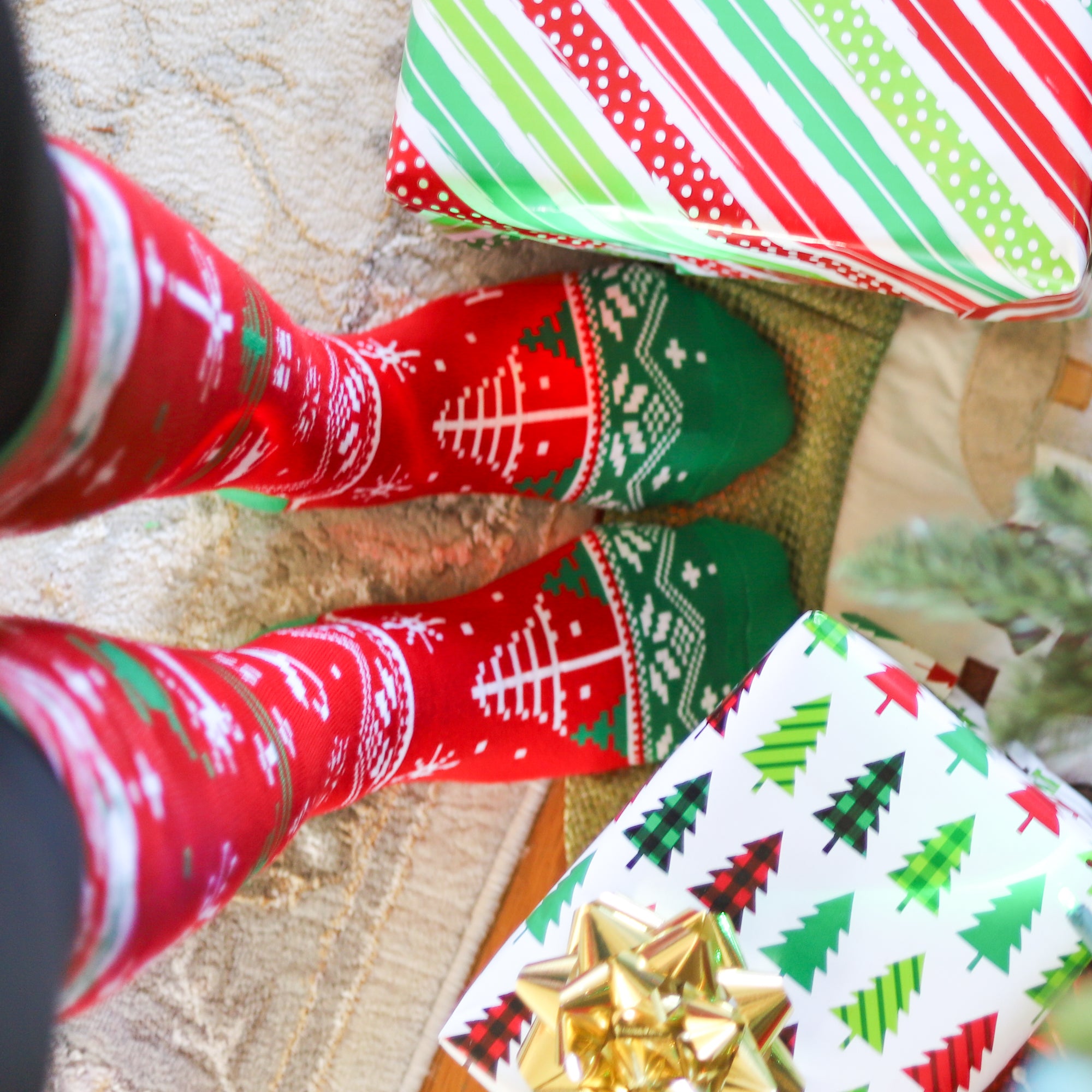 Christmas Sweater Knee High Socks (2 Pack)